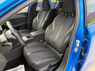 Peugeot 308 BlueHDi 130 S&S Allure Pack (17)