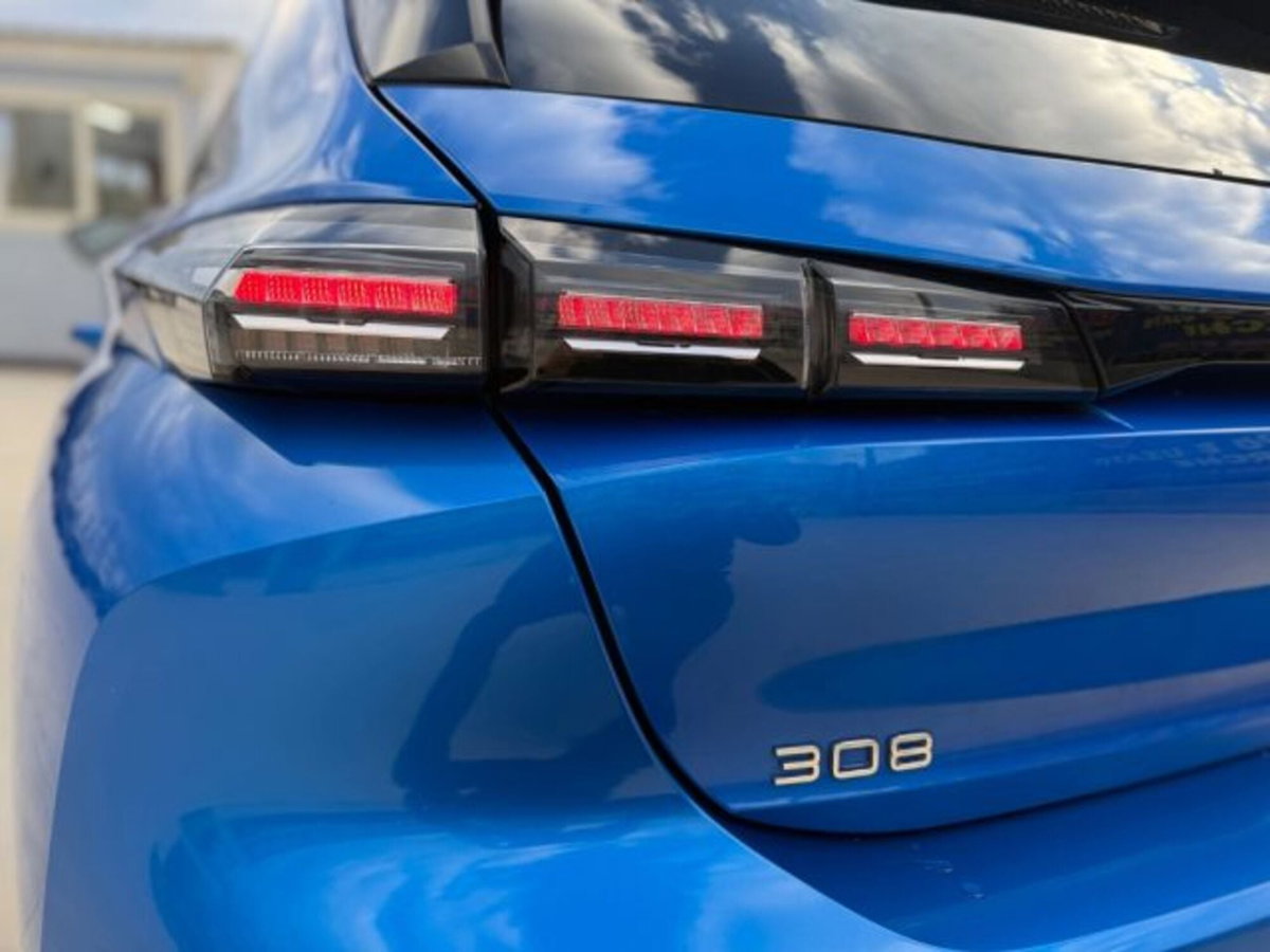 Peugeot 308 BlueHDi 130 S&S Allure Pack (9)