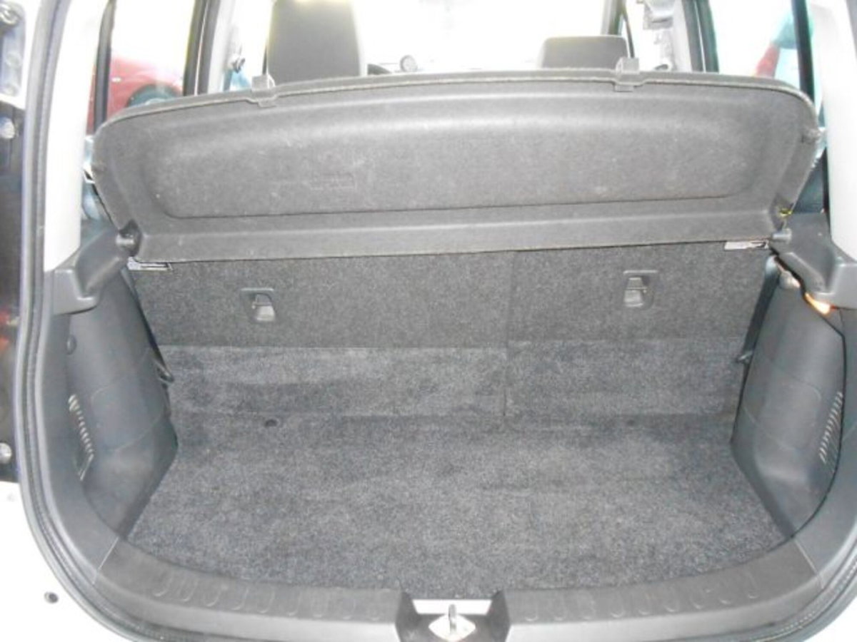 Opel Agila 1.2 16V 94 CV Elective (11)