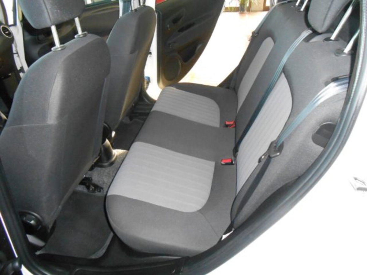 Fiat Grande Punto 1.4 GPL 5 porte Actual (8)