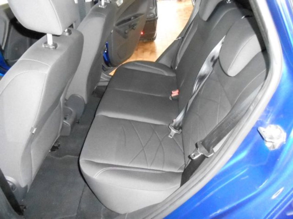 Ford Fiesta 1.4 3 porte Bz.- GPL (8)