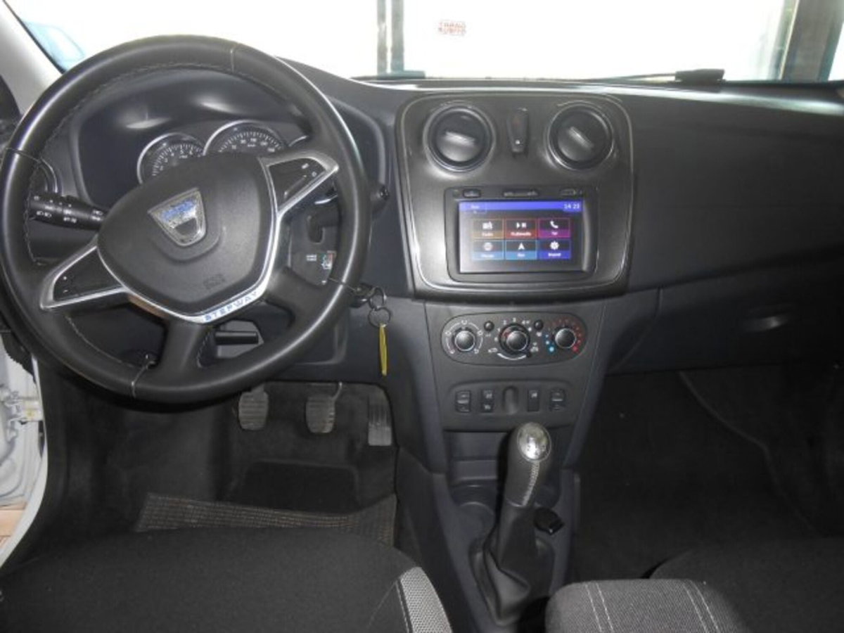Dacia Sandero Stepway 0.9 TCe 90 CV Comfort (12)