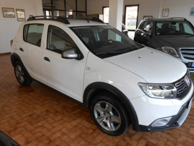 Dacia Sandero Stepway 0.9 TCe 90 CV Comfort (2)