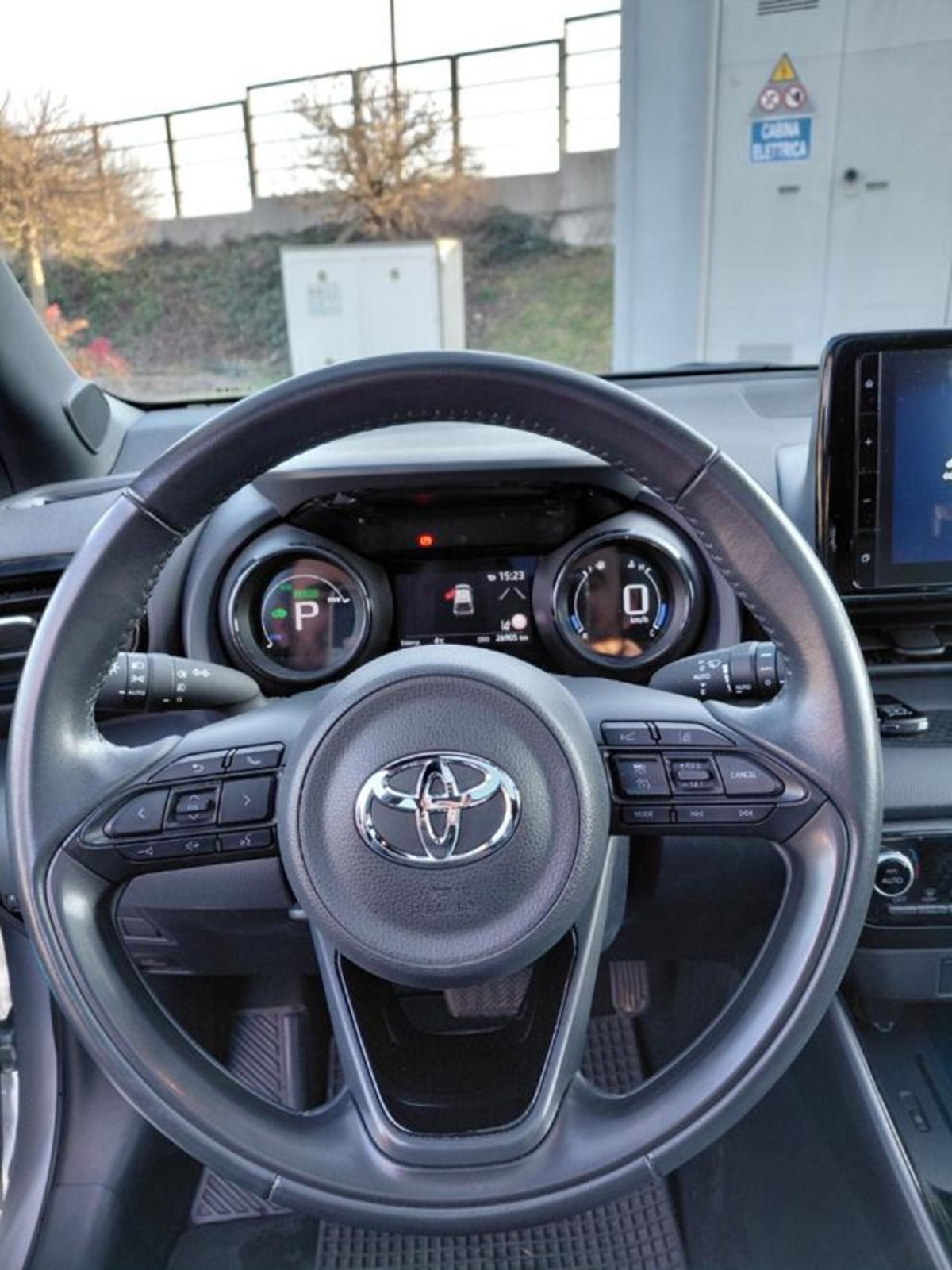 Toyota Yaris Cross 1.5 Hybrid 5p. E-CVT Lounge (8)