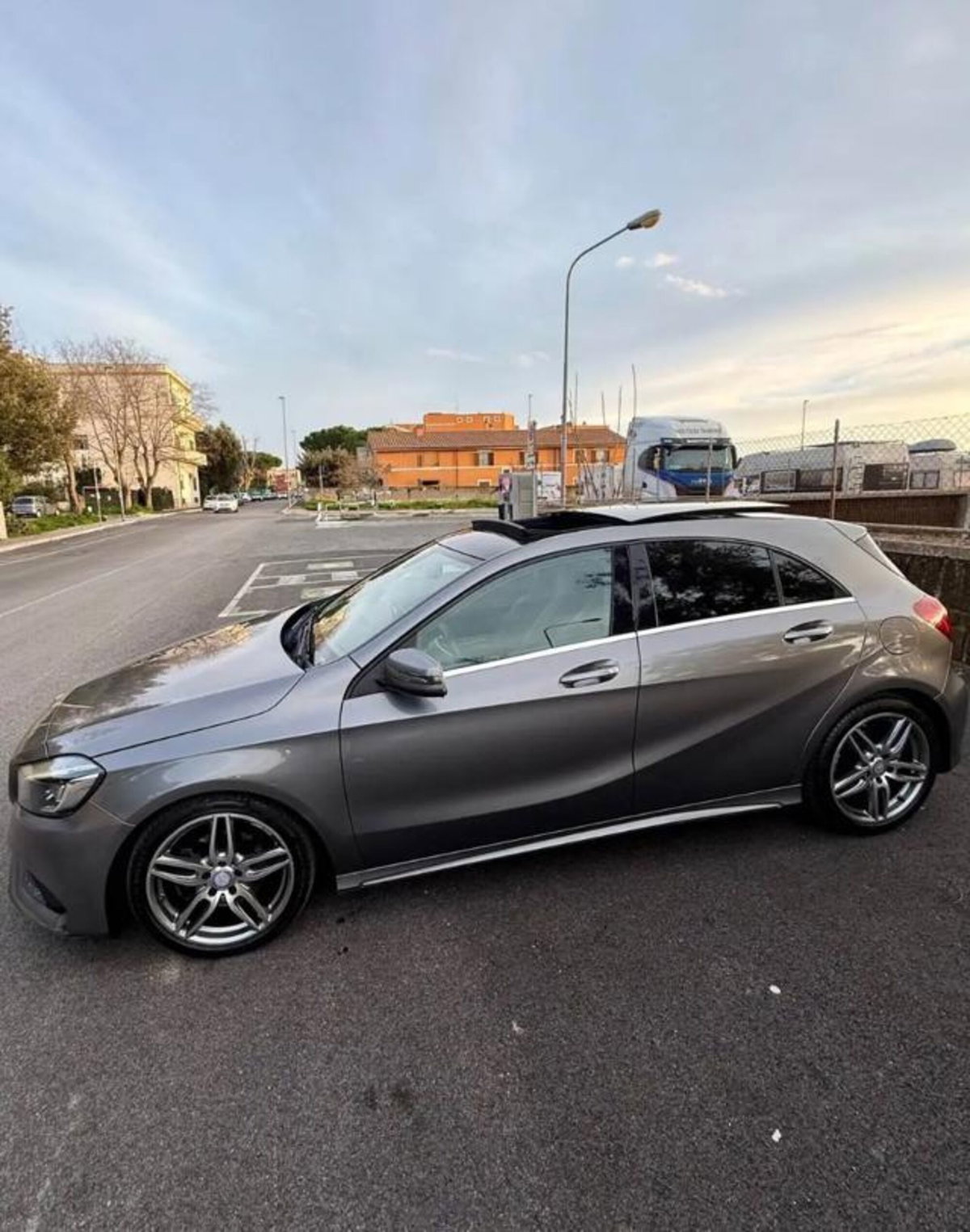 Mercedes-Benz Classe A 180 Premium (3)