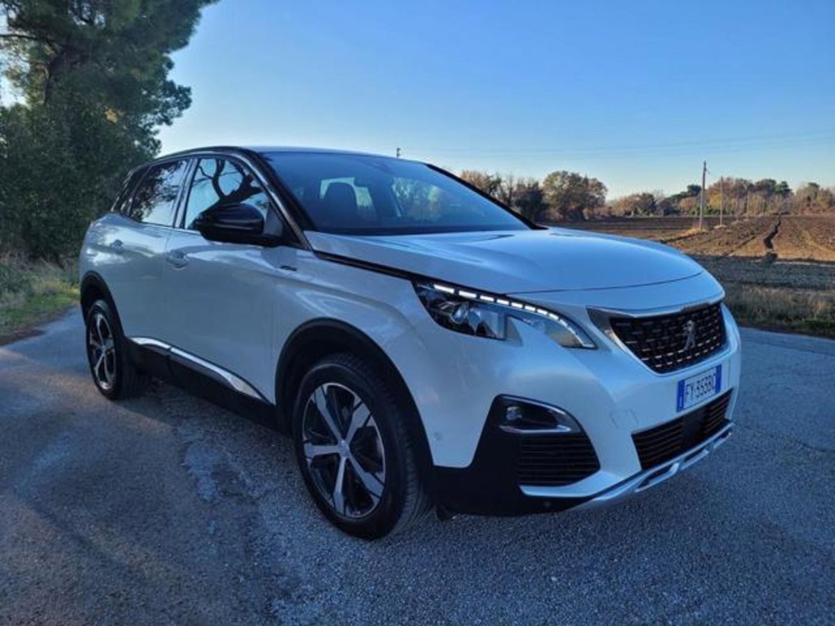 Peugeot 3008 BlueHDi 130 S&S EAT8 GT Line (2)