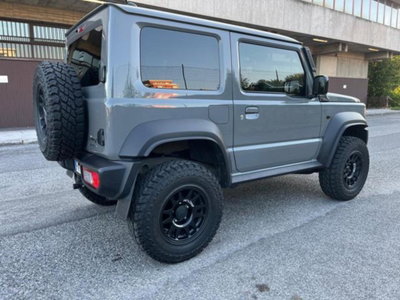 Suzuki Jimny 1.5 5MT Top (3)