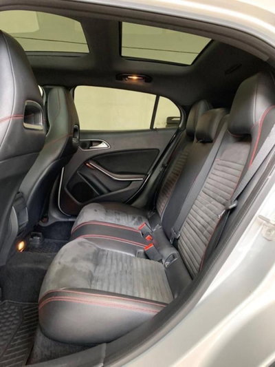 Mercedes-Benz GLA SUV 220 d Automatic 4Matic Premium (11)