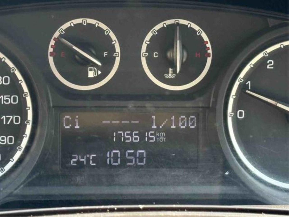 Lancia Ypsilon 1.2 69 CV 5 porte GPL Gold Plus (19)