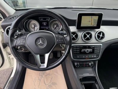 Mercedes-Benz GLA SUV 220 CDI Automatic 4Matic Sport (10)
