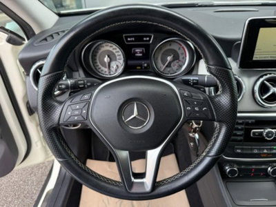 Mercedes-Benz GLA SUV 220 CDI Automatic 4Matic Sport (11)