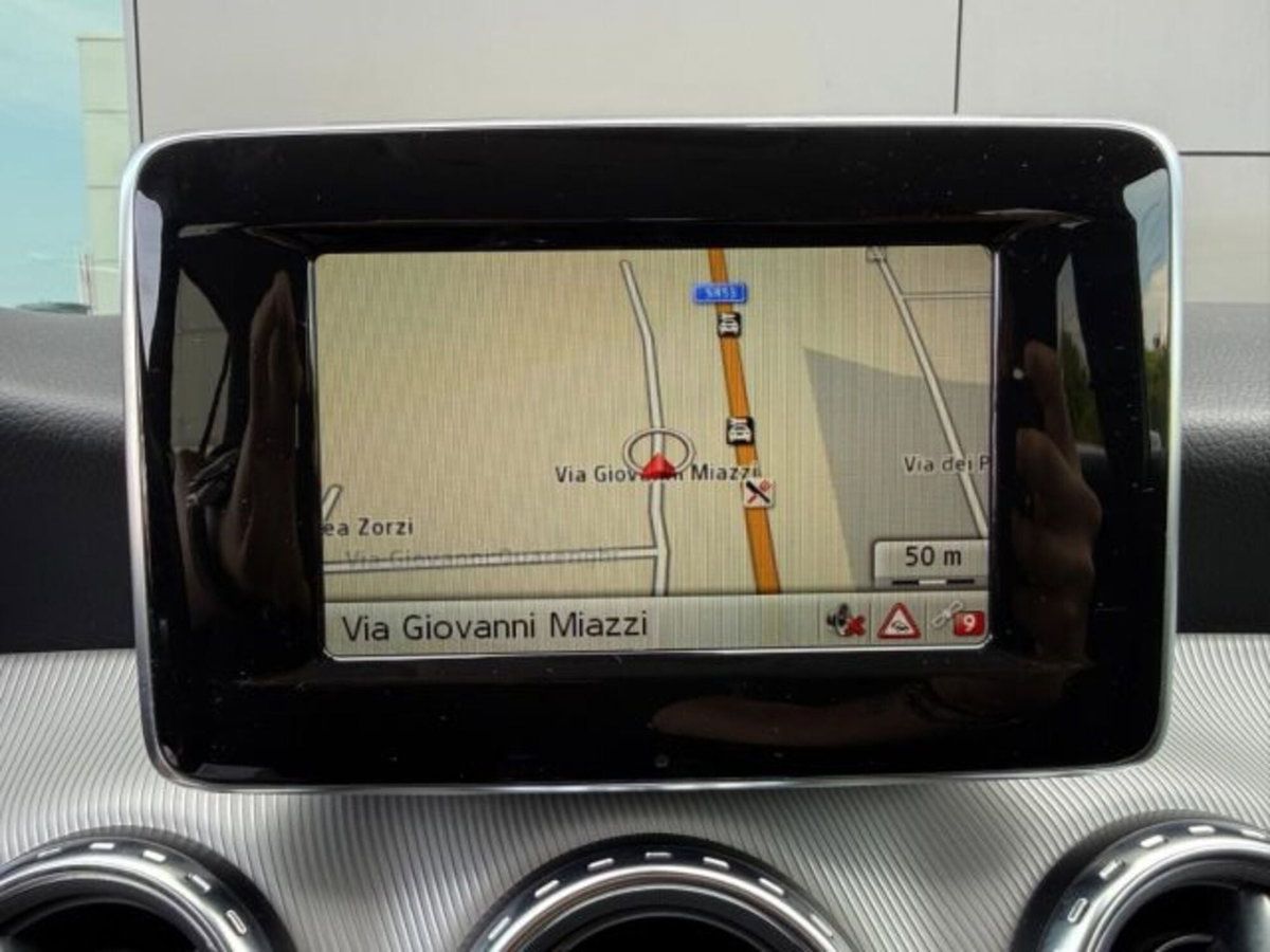 Mercedes-Benz GLA SUV 220 CDI Automatic 4Matic Sport (13)