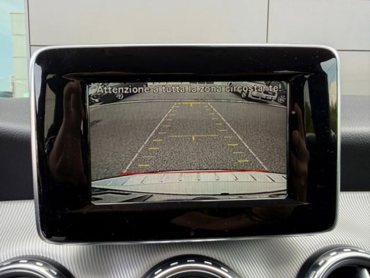 Mercedes-Benz GLA SUV 220 CDI Automatic 4Matic Sport (14)