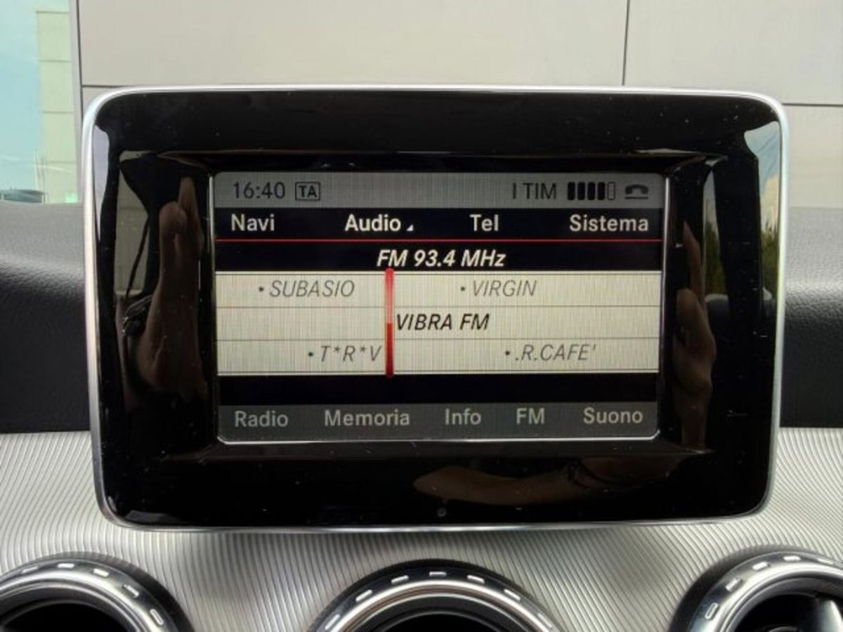 Mercedes-Benz GLA SUV 220 CDI Automatic 4Matic Sport (15)