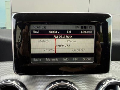 Mercedes-Benz GLA SUV 220 CDI Automatic 4Matic Sport (15)