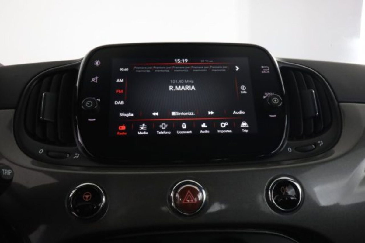 Fiat 500 1.0 Hybrid Club (8)