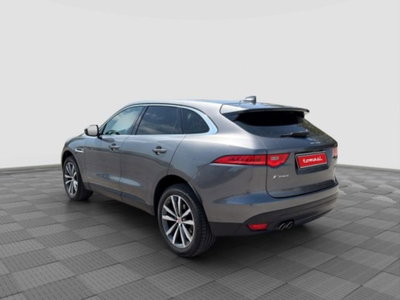 Jaguar F-Pace 2.0 D 180 CV AWD Prestige (3)