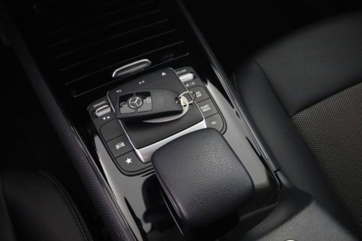Mercedes-Benz CLA Shooting Brake 180 d Automatic Shooting Brake Business (12)
