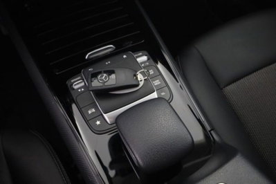 Mercedes-Benz CLA Shooting Brake 180 d Automatic Shooting Brake Business (12)