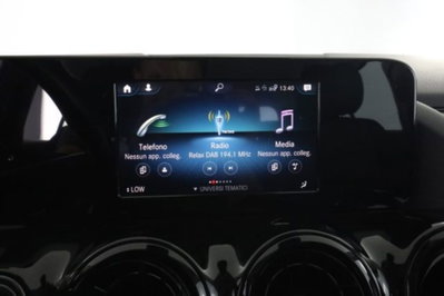 Mercedes-Benz CLA Shooting Brake 180 d Automatic Shooting Brake Business (9)