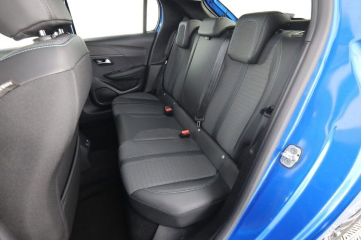 Peugeot 208 PureTech 100 Stop&Start EAT8 5 porte Allure Pack (3)