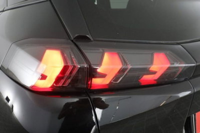 Peugeot 2008 PureTech 130 S&S EAT8 Allure Pack (10)