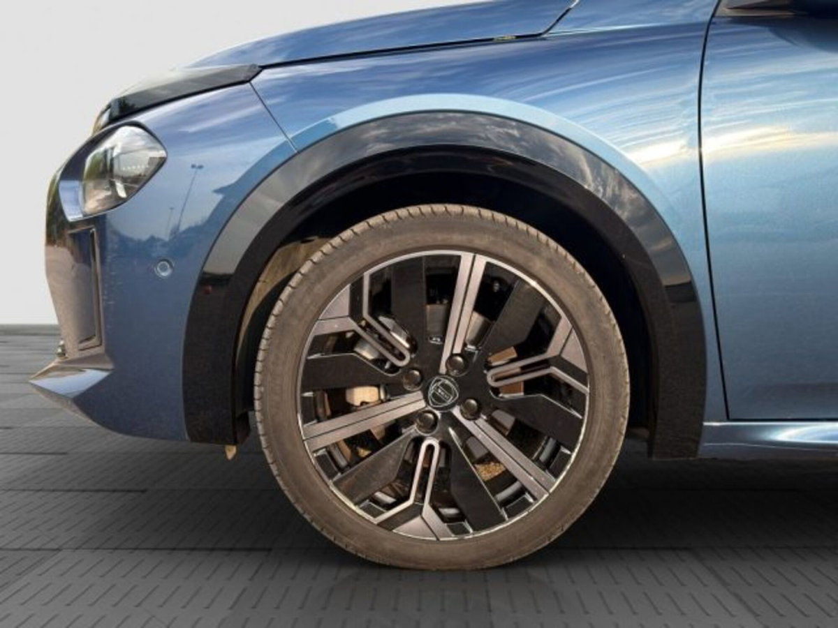 Lancia Ypsilon 1.2 mhev Edizione Cassina e-dct (16)