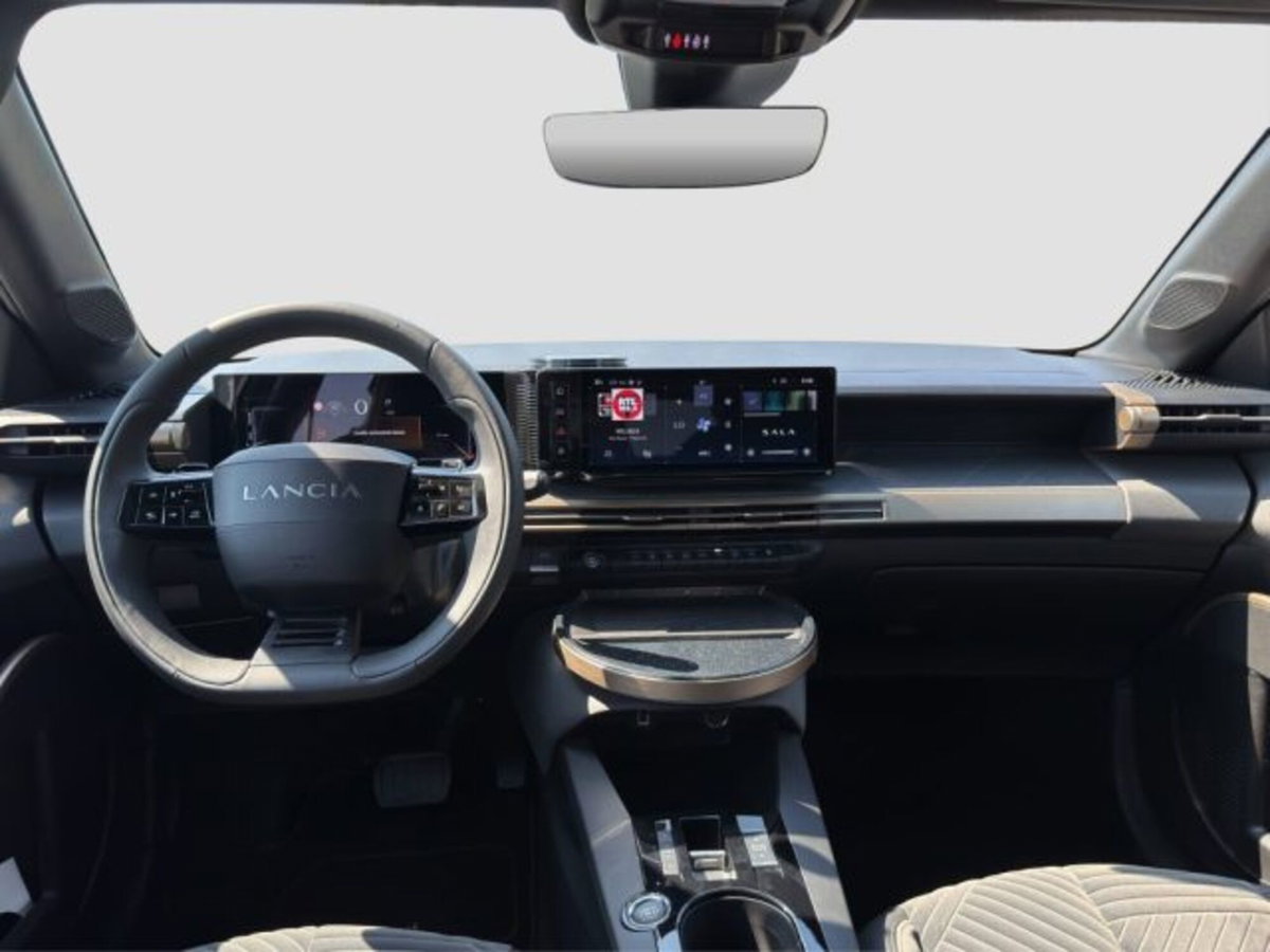 Lancia Ypsilon 1.2 LX 100cv (12)