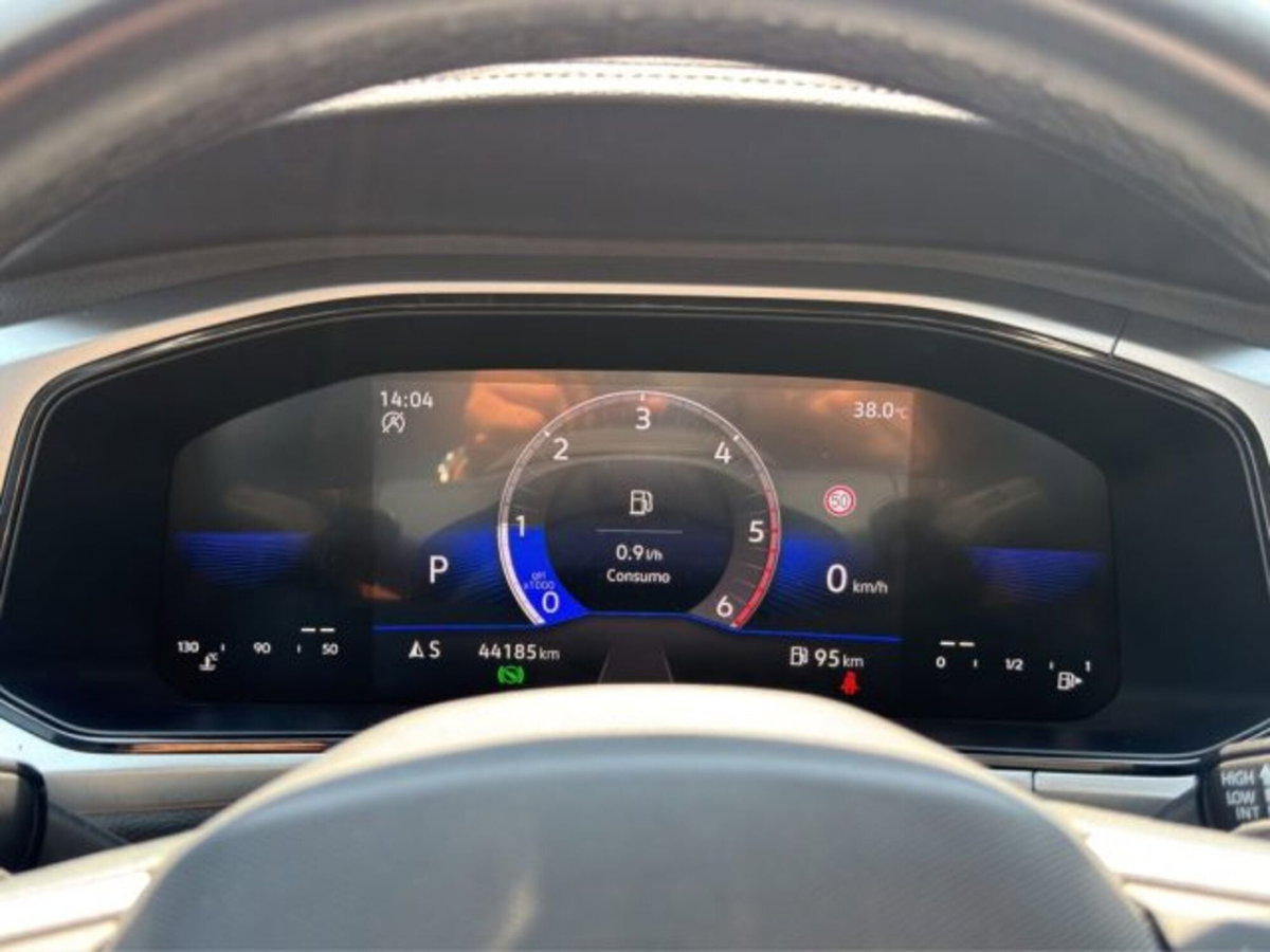 Volkswagen T-Roc 2.0 tdi Life 150cv dsg (15)