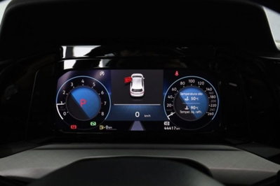 Volkswagen Golf Variant 1.0 eTSI EVO DSG Life (7)