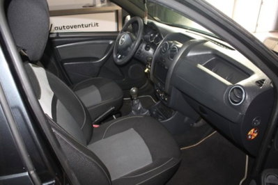 Dacia Duster 1.5 dCi 110CV S&S 4x2 Serie Speciale Lauréate Family (9)
