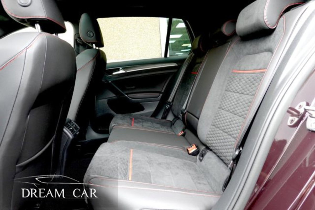 Volkswagen Golf GTI Performance 2.0 245 CV TSI DSG 5p. BMT (11)