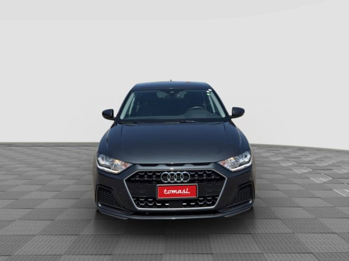 Audi A1 Sportback 25 TFSI Admired Advanced (8)