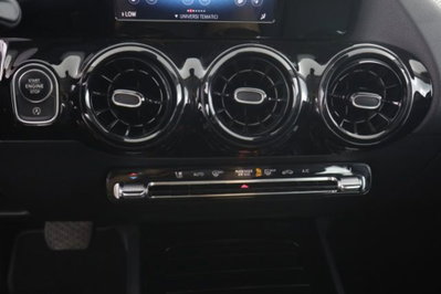 Mercedes-Benz CLA Shooting Brake 180 d Automatic Shooting Brake Business (11)