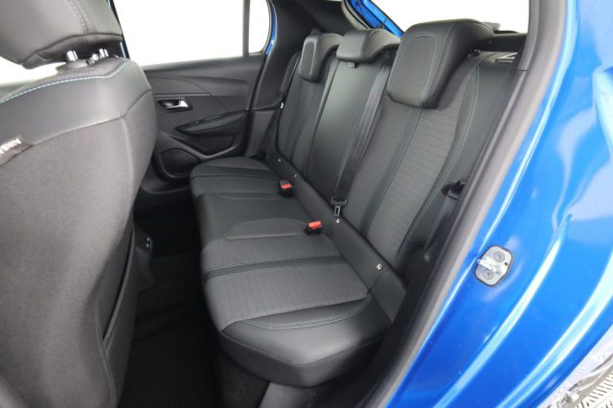 Peugeot 208 PureTech 100 Stop&Start EAT8 5 porte Allure Pack (3)
