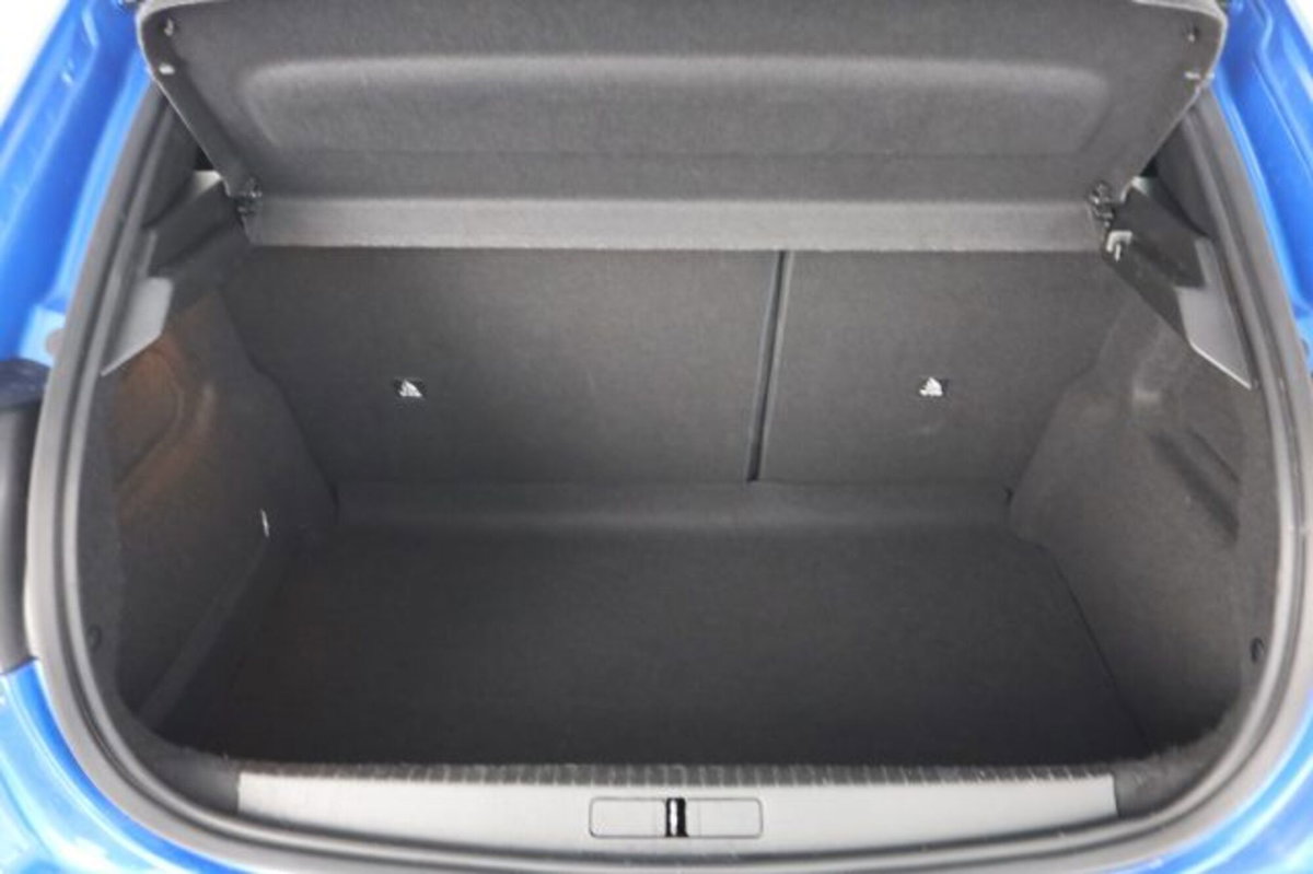 Peugeot 208 PureTech 100 Stop&Start EAT8 5 porte Allure Pack (6)