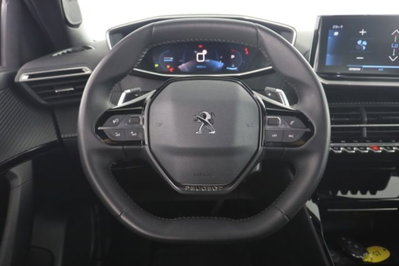 Peugeot 2008 PureTech 130 S&S EAT8 Allure Pack (5)