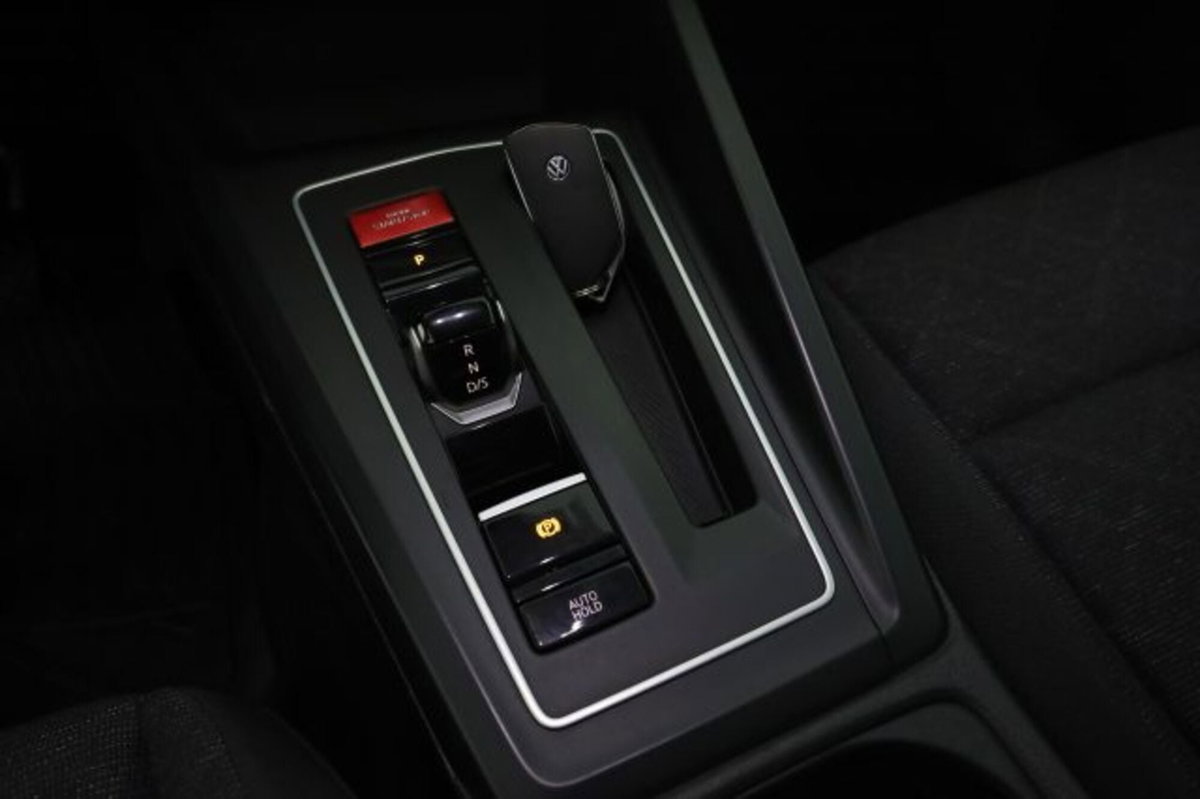 Volkswagen Golf Variant 1.0 eTSI EVO DSG Life (13)