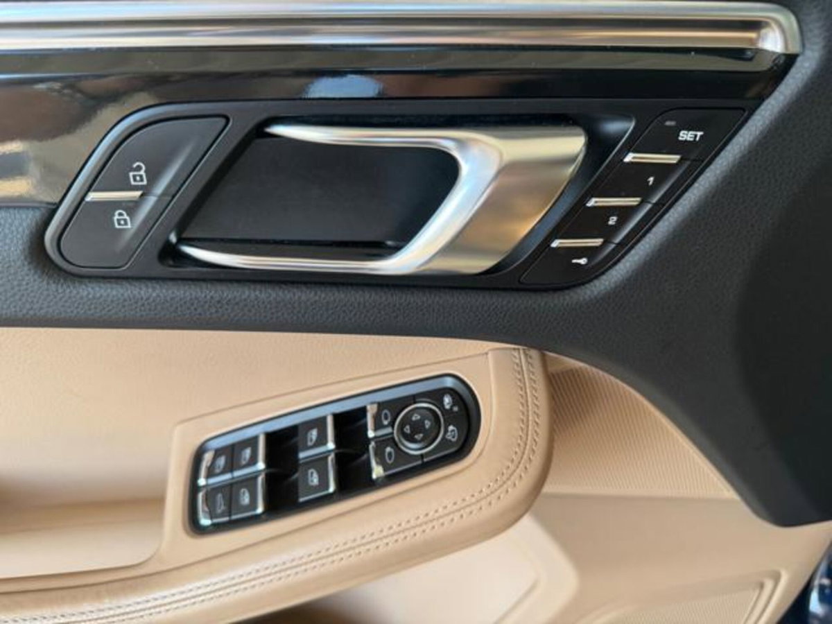 Porsche Macan 2.0 (3)
