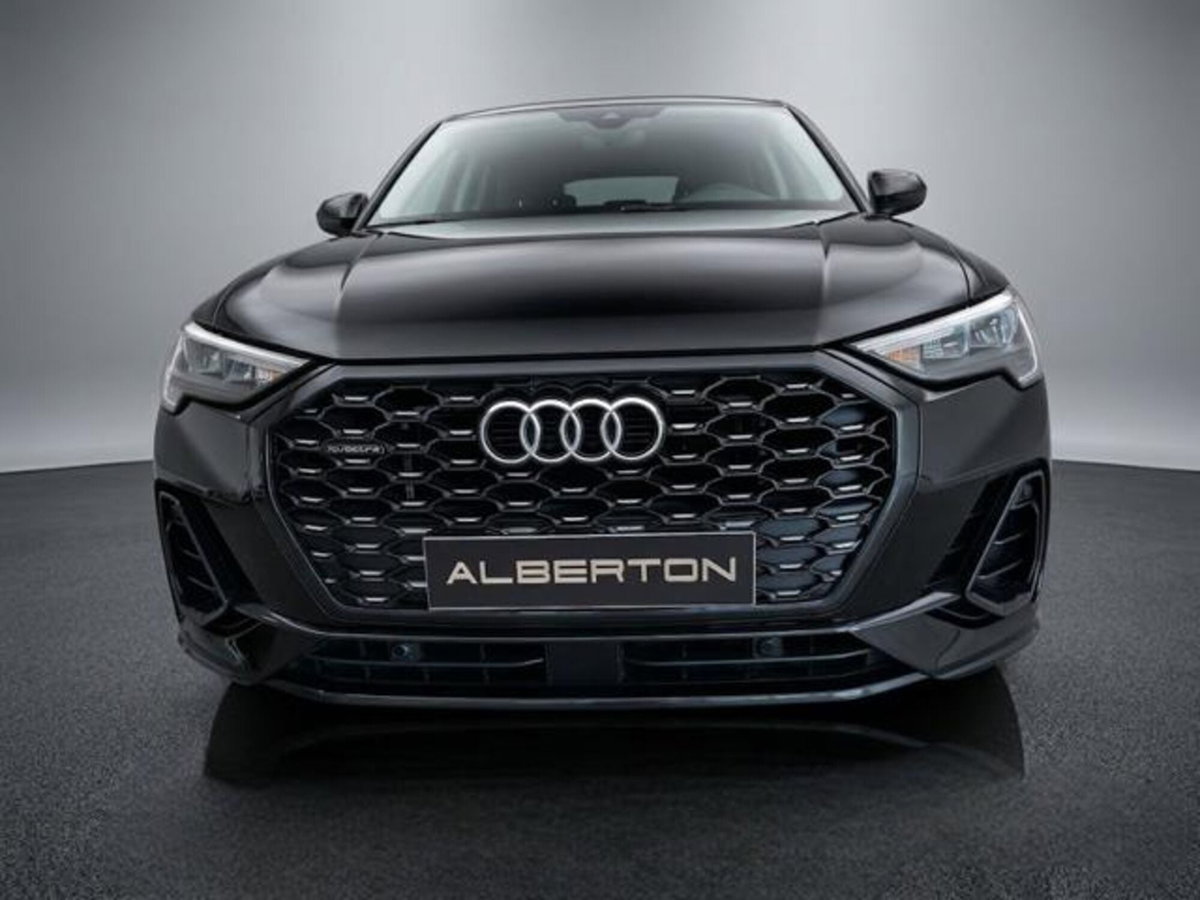 Audi Q3 Sportback 35 TDI quattro S tronic S line edition (2)