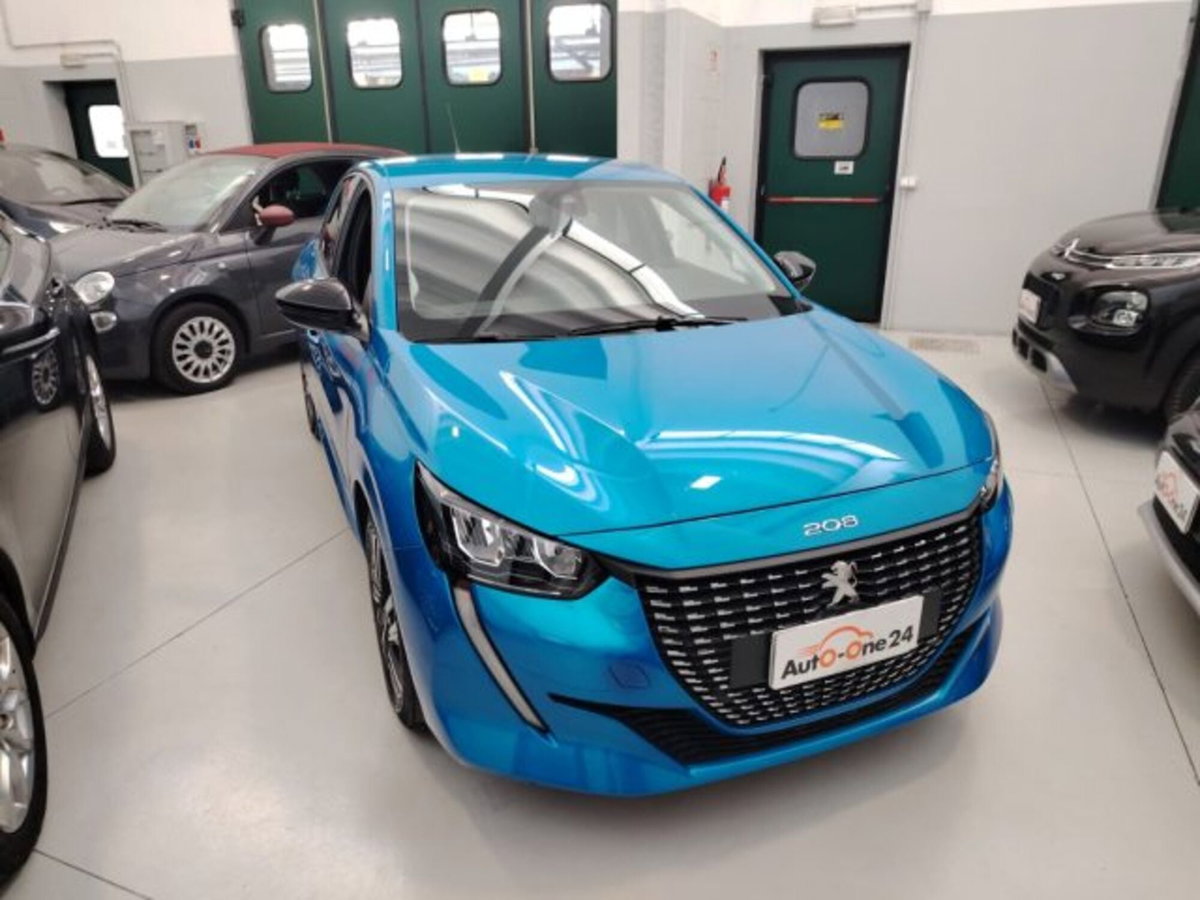 Peugeot 208 PureTech 100 Stop&Start EAT8 5 porte Allure Pack (7)
