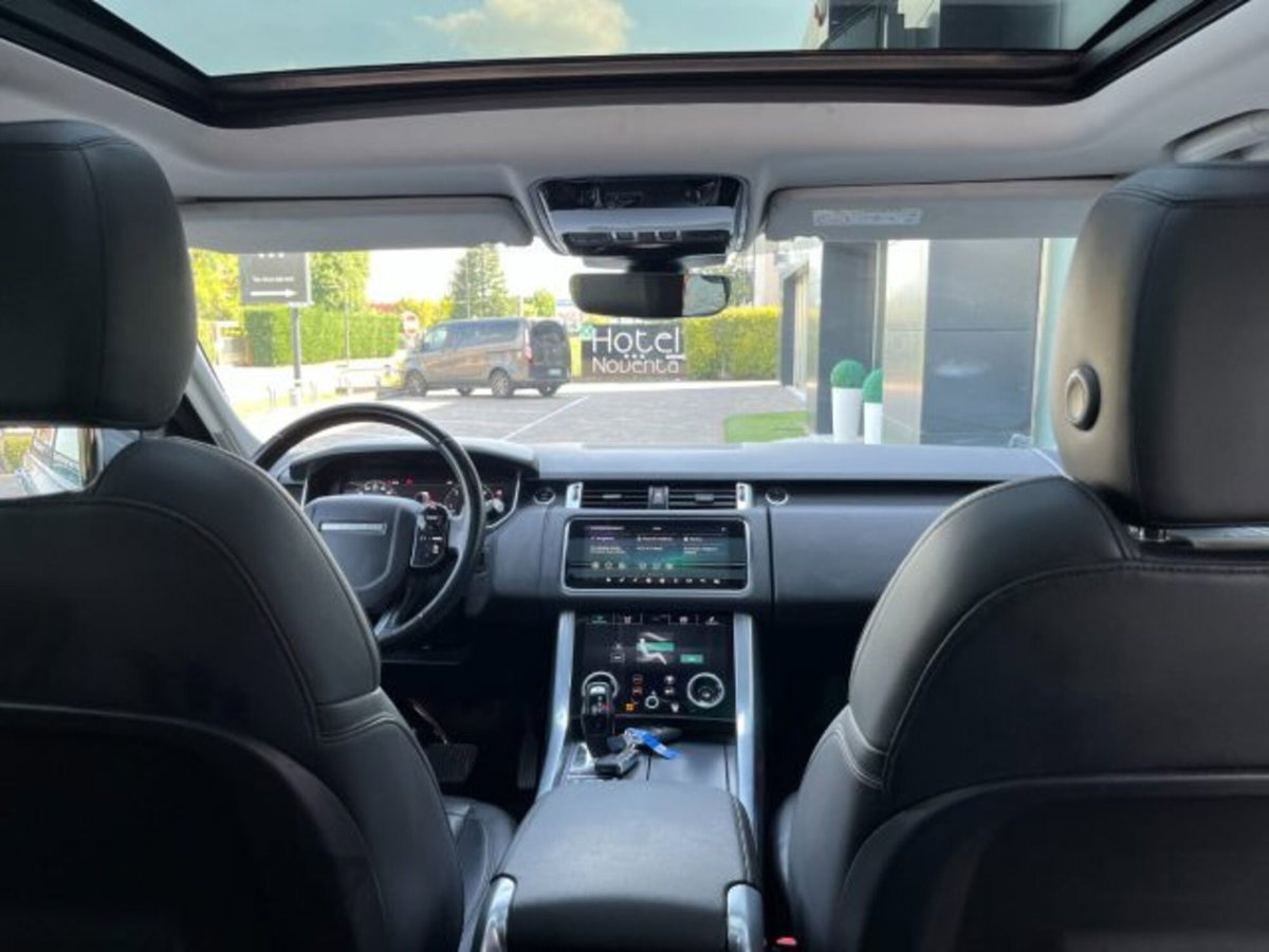 Land Rover Range Rover Sport 3.0D l6 249 CV SE (16)