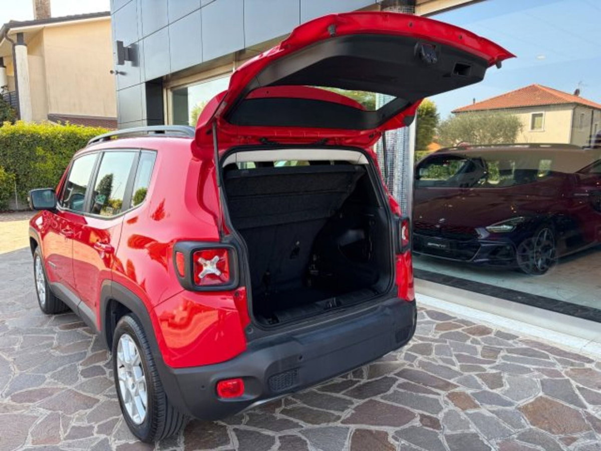 Jeep Renegade 1.5 Turbo T4 MHEV Limited (15)