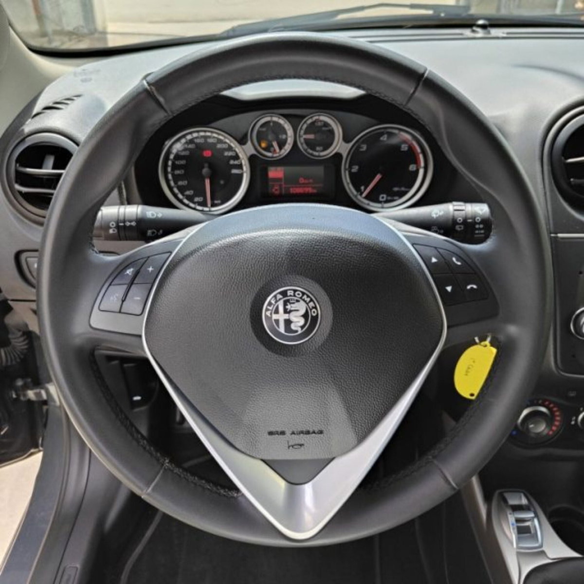 Alfa Romeo MiTo 1.3 JTDm 95 CV S&S Super (10)