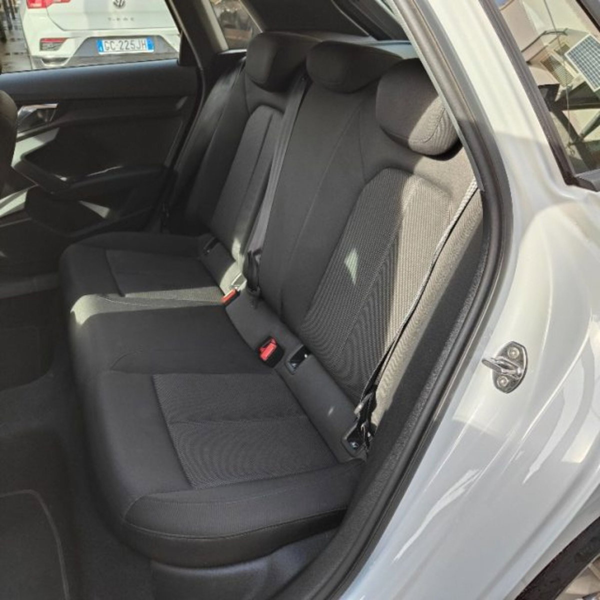 Audi A3 Sportback 30 TDI S tronic Business (5)