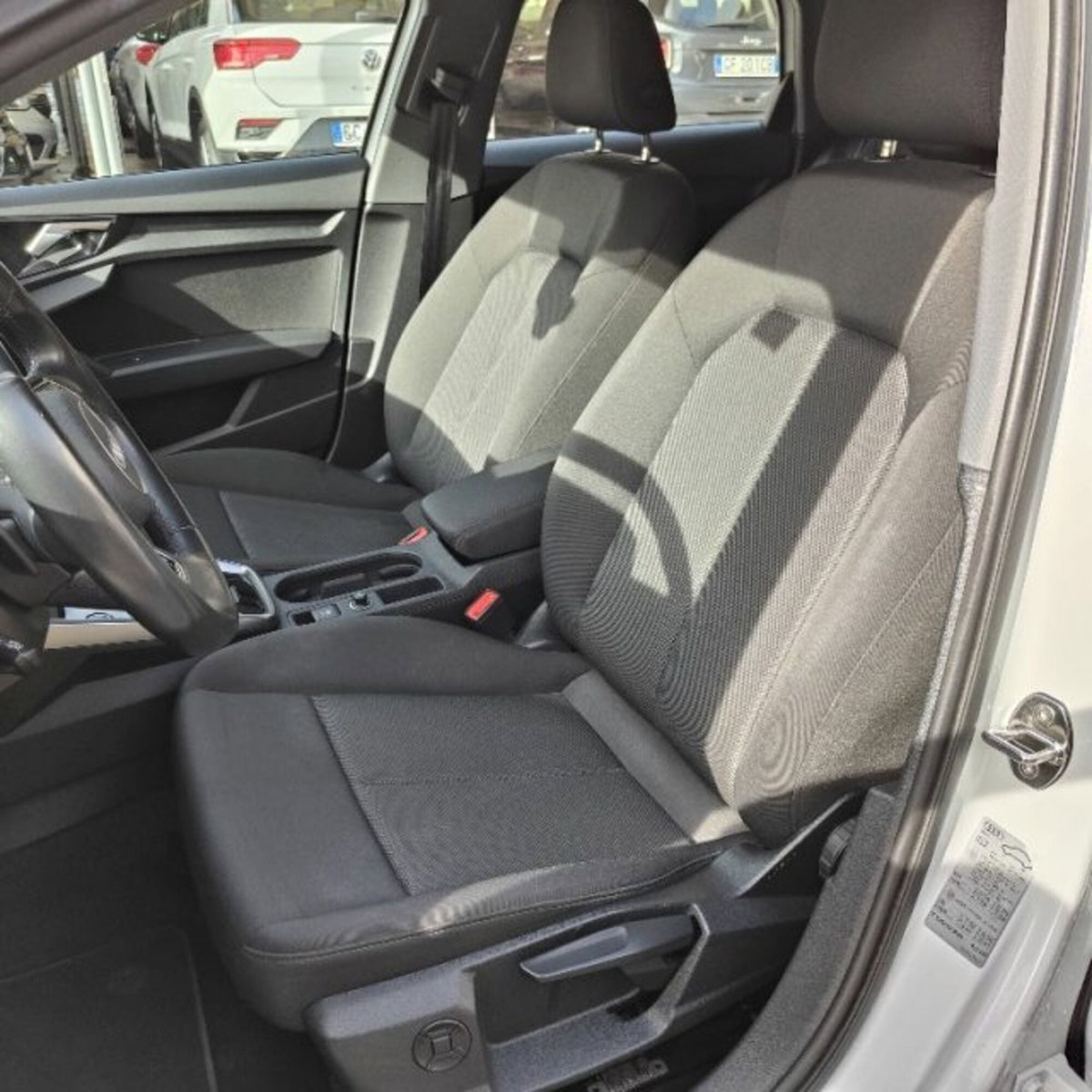 Audi A3 Sportback 30 TDI S tronic Business (6)