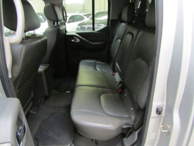 Nissan Navara 3.0 dCi 4 porte Double Cab LE V6 (12)