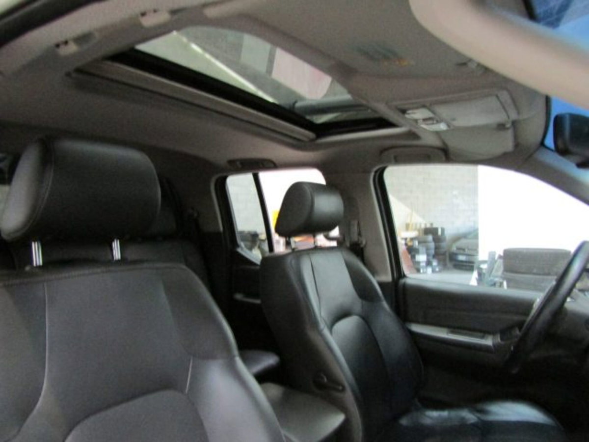Nissan Navara 3.0 dCi 4 porte Double Cab LE V6 (20)