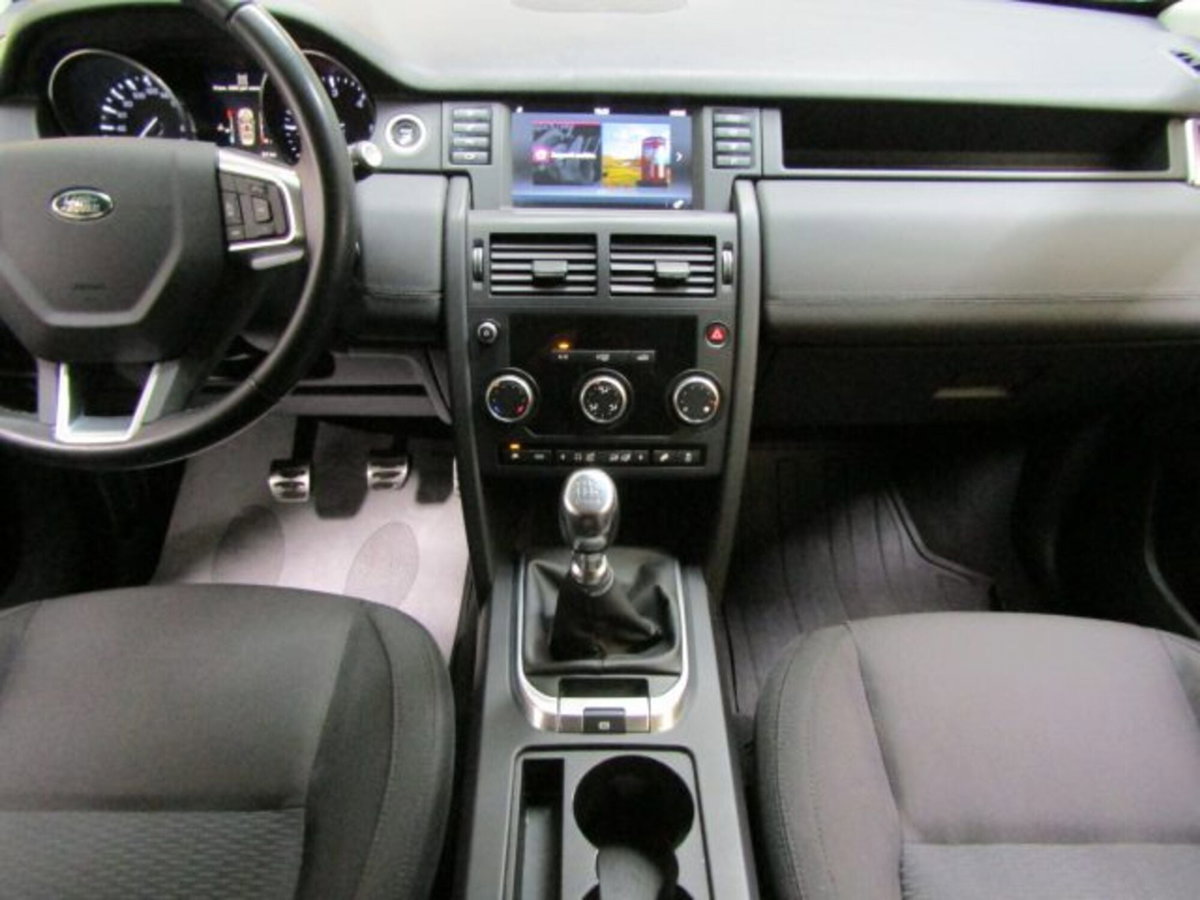 Land Rover Discovery Sport 2.0 TD4 150 CV SE (20)