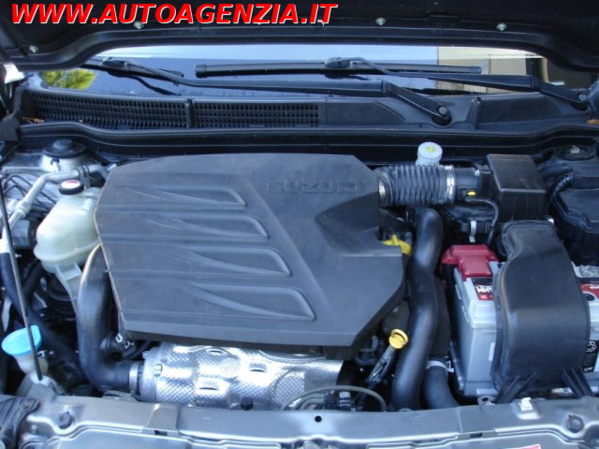 Suzuki S-Cross 1.6 DDiS 4WD All Grip Style (15)